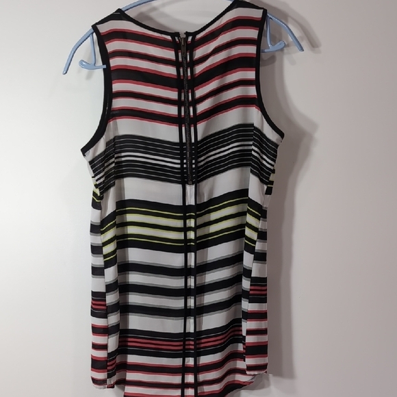 Studio Y | Lightweight Striped Tank Top with Red, Black, and Green Size S - Picture 6 of 9